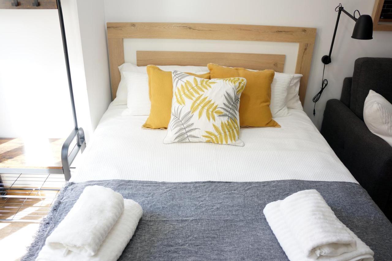 Barcelona Cozy Apartment لوسبيتاليت دي يوبريغات المظهر الخارجي الصورة
